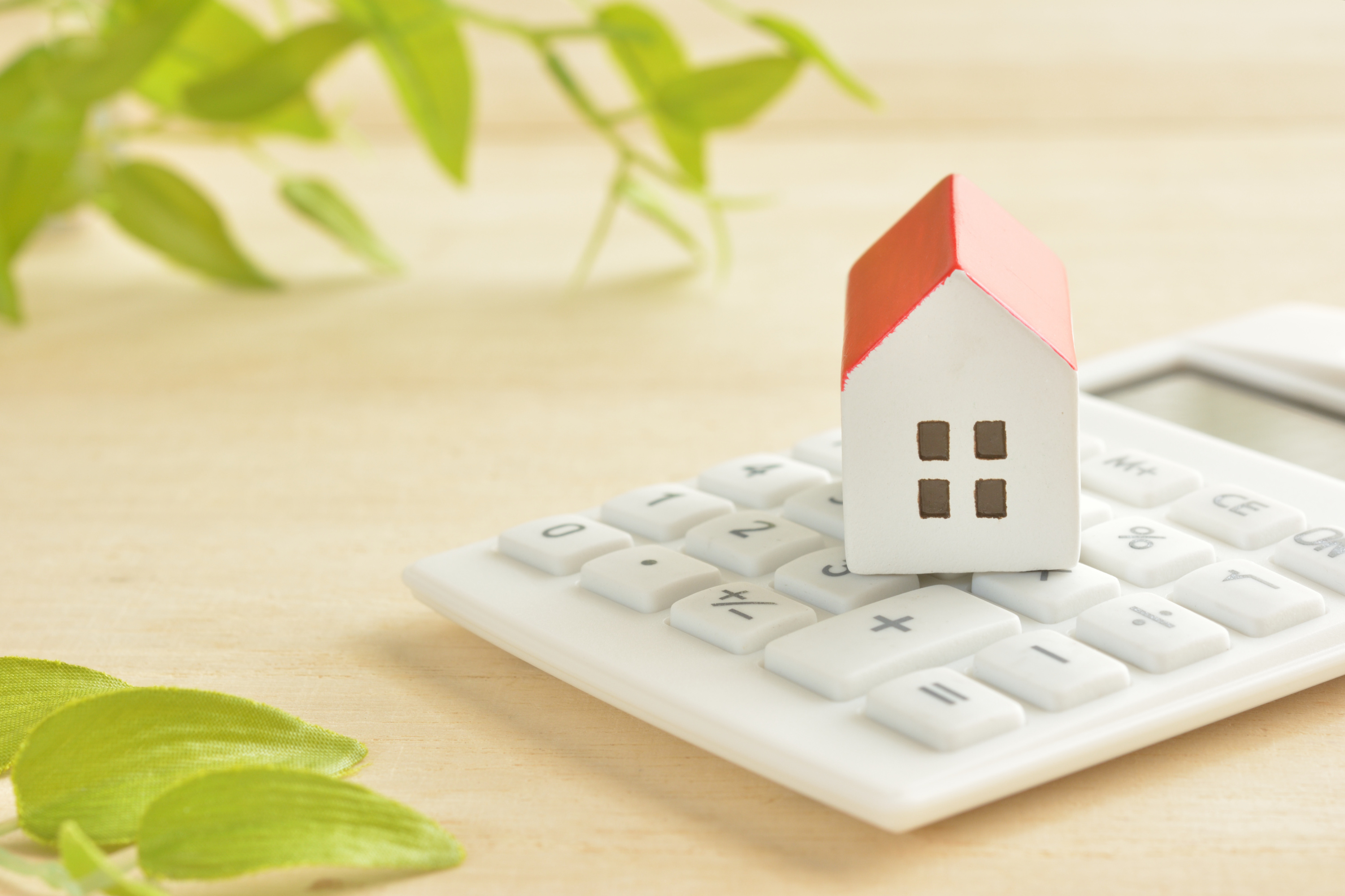 Calculer l’impôt sur la plus-value immobilière (logement, terrain)