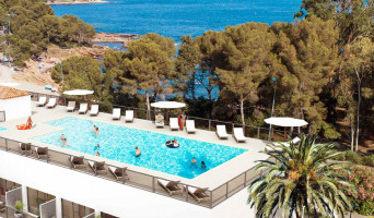 Saint-Raphaël programme immobilier neuve « La Plage » | Logisneuf