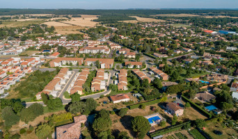 Brax programme immobilier neuve « Domaine Villas Rosa »  (4)