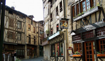 Limoges programme immobilier &agrave; r&eacute;nover &laquo; Le Clos Aur&eacute;lien &raquo; en Monument Historique 