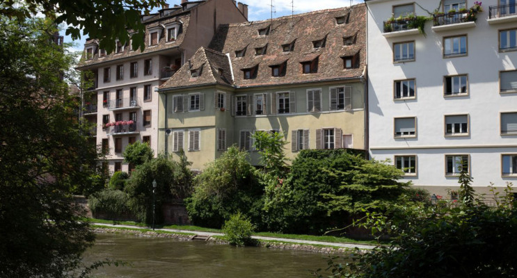 Strasbourg programme immobilier &agrave; r&eacute;nover &laquo; Passage de L'Ill &raquo; en Loi Malraux 